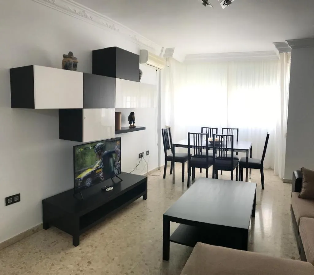 Apartamento Los Llanos 3 Dormitorios Con Wifi Y A 250 Metros De La Playa Torrox